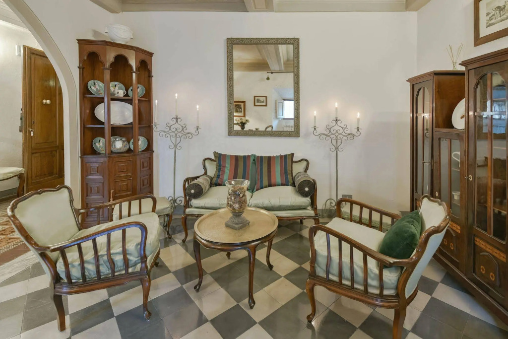 Palazzo Coli Bizzarrini Image 135