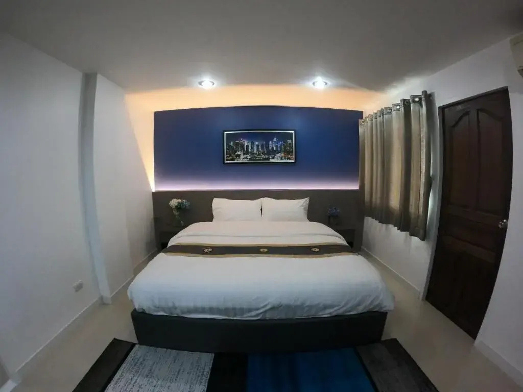 Poonsuk Place Hotel — фото
