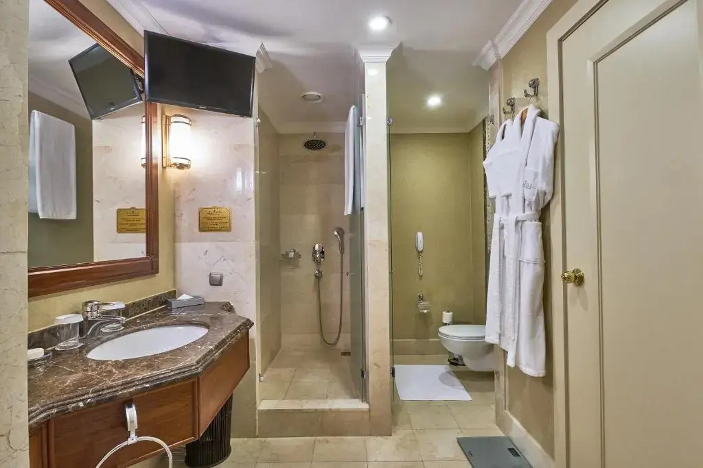 Двухместный люкс Presidential двуспальная кровать в Rixos President Astana