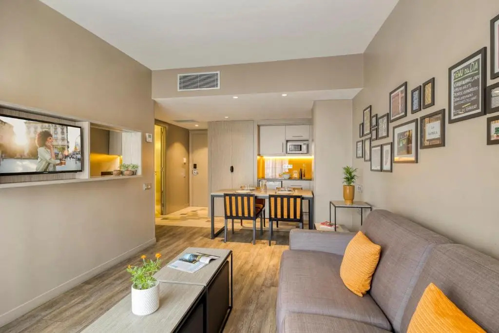 Citadines Ramblas Barcelona - Chambres