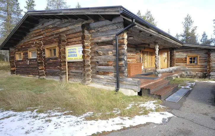 Kuukkeli Log Houses Aurora Resort