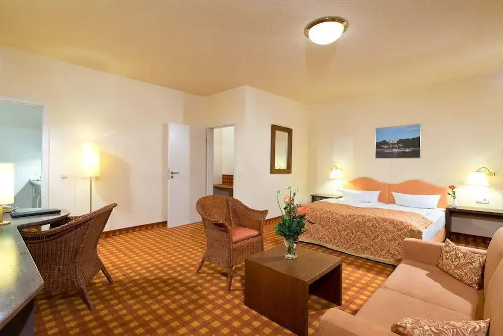 GOLD INN Prinz Eugen - Général