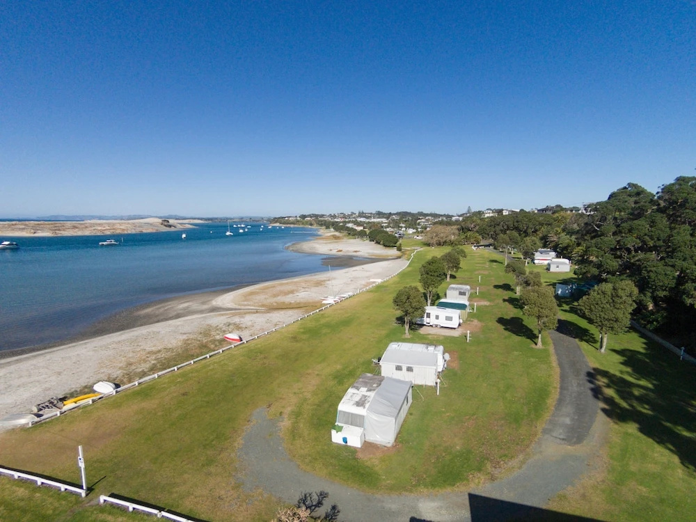 Beach & Waterfront