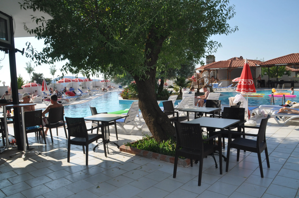 Sunshine Holiday Resort - Général