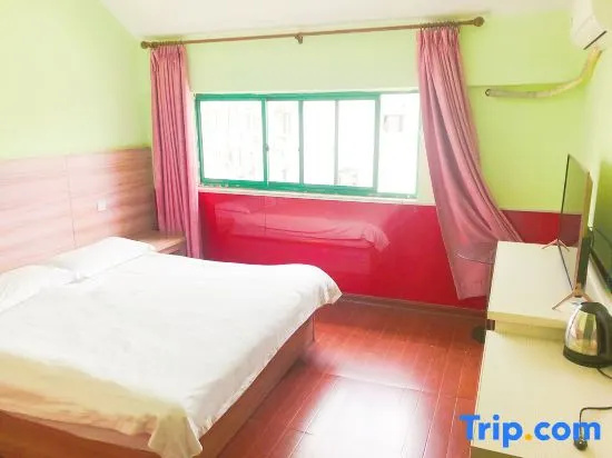 Business Double room (full double bed)