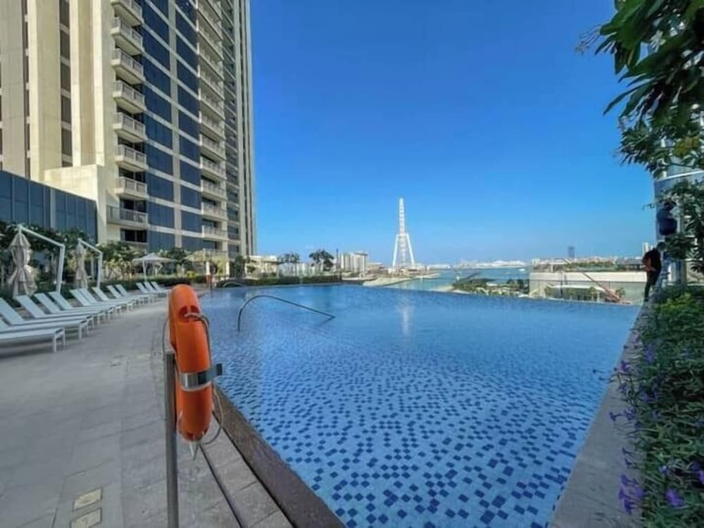 Vogue | 52 | 42 Marina near Ain Dubai | JBR Beach