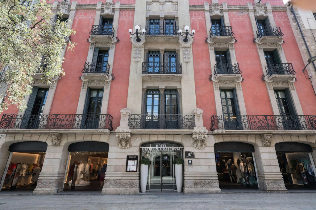 Catalonia Catedral Hotel — фото