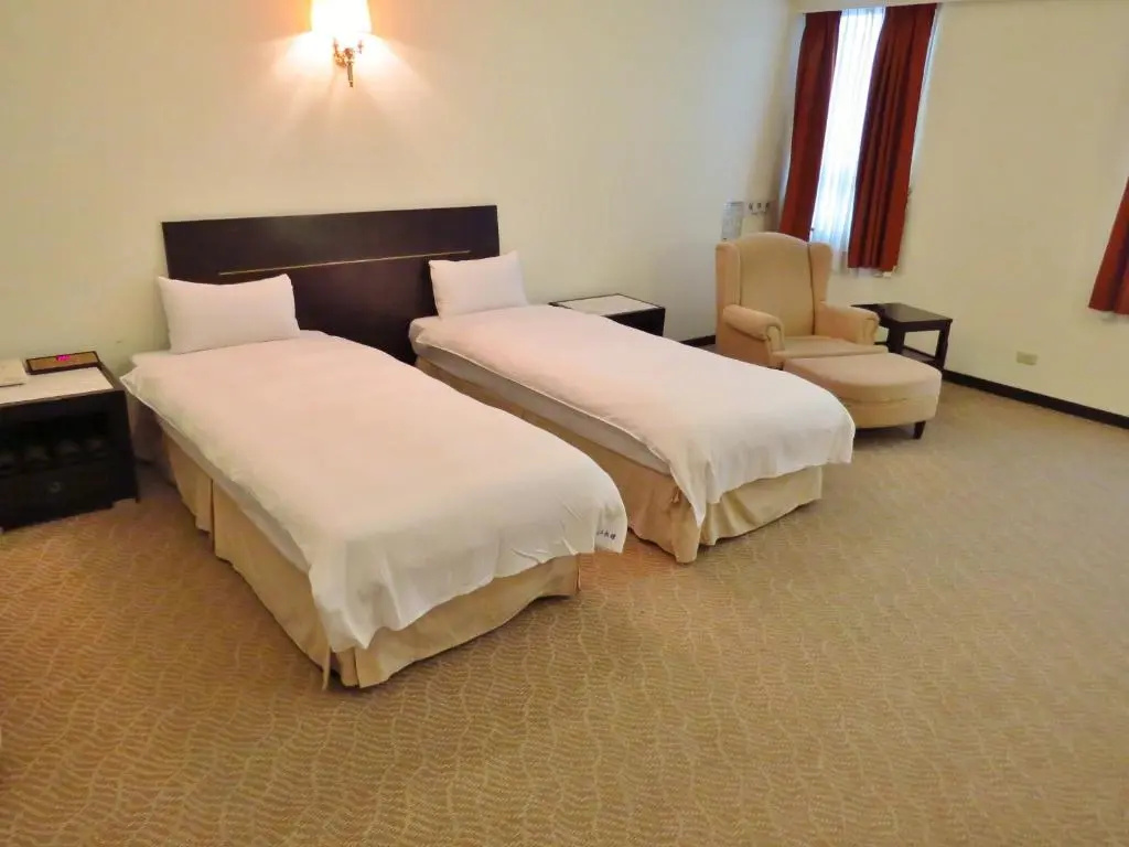 Deluxe Double room (full double bed)