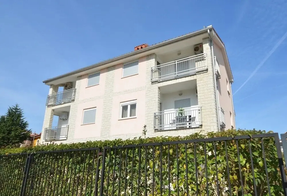 Frane Apartment