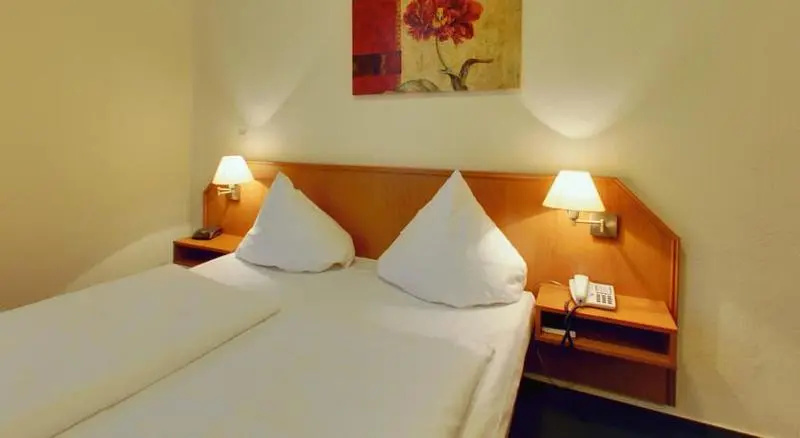 Hotel Lumen am Hauptbahnhof - Chambres