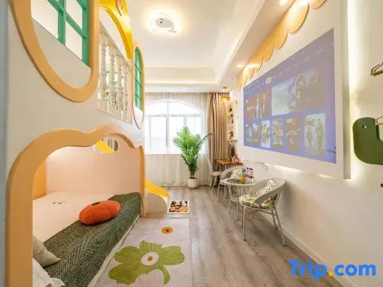 Standard Family room