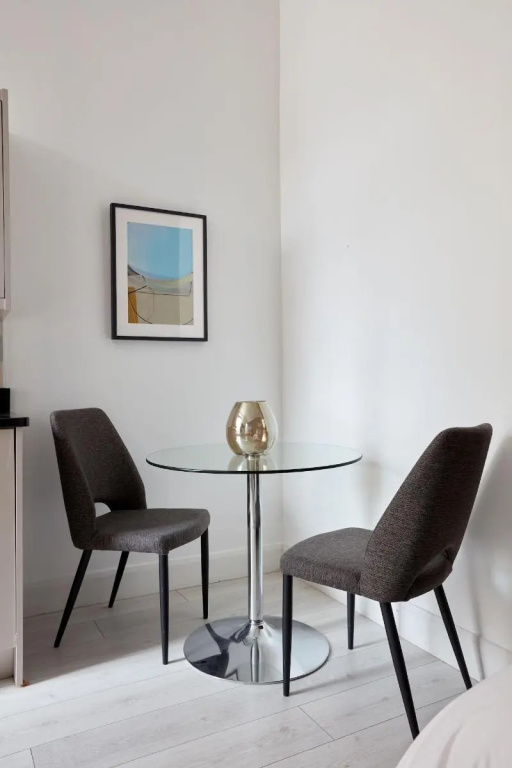 Sonder Mountjoy Square — 5