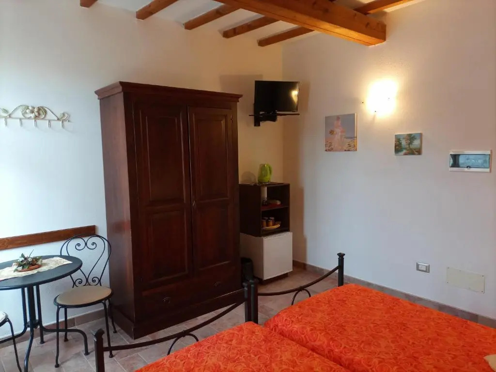 Standard Double room (twin beds)