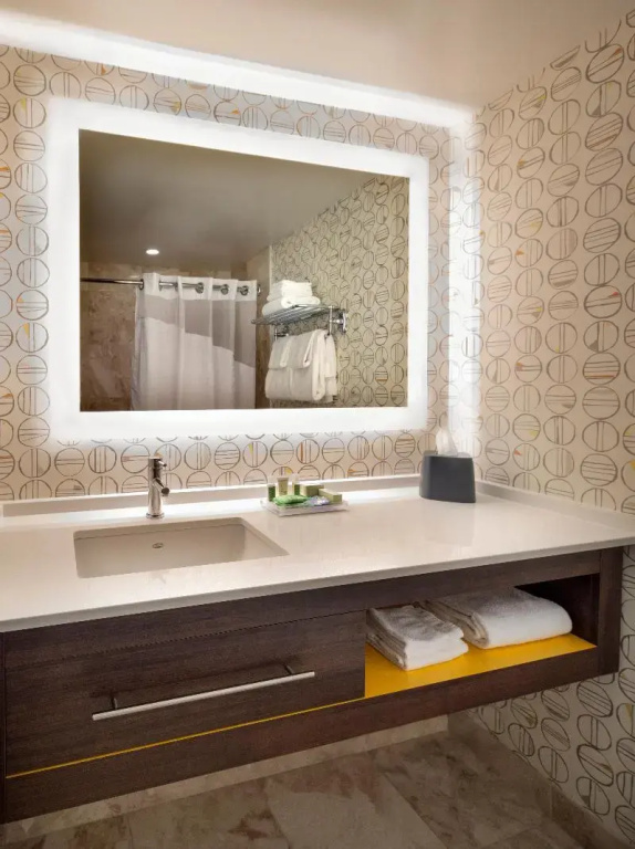 Holiday Inn Montreal Longueuil by IHG - Chambres