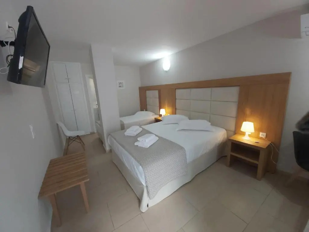 Standard Double room (full double bed)