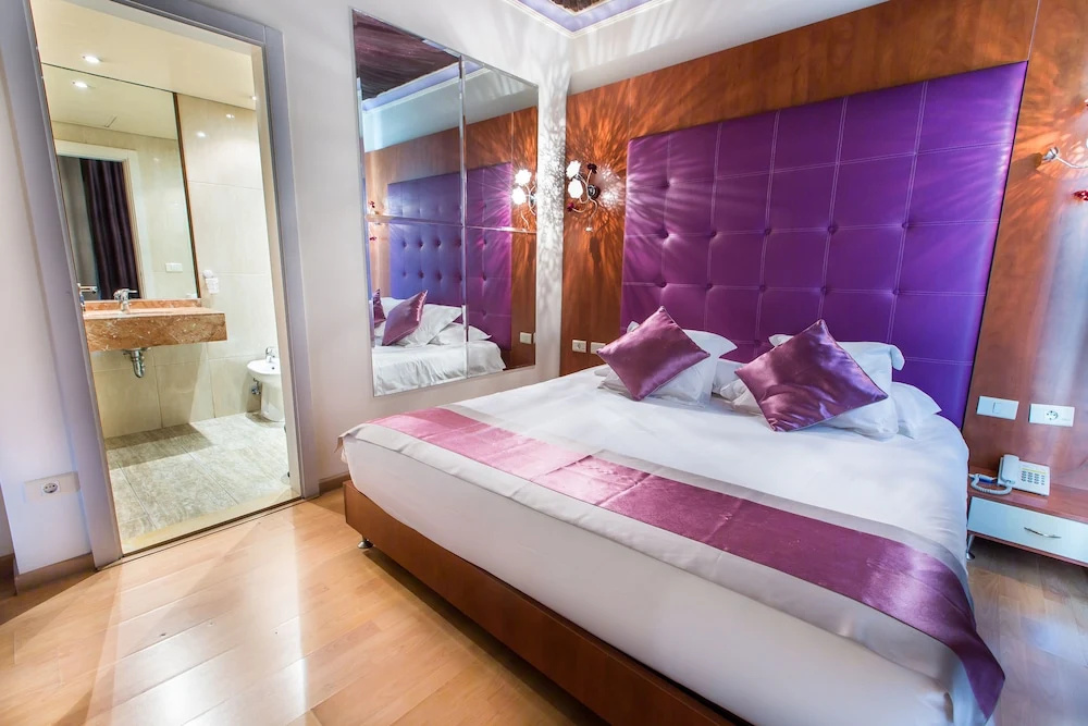 Executive Suite with balcony and with sea view