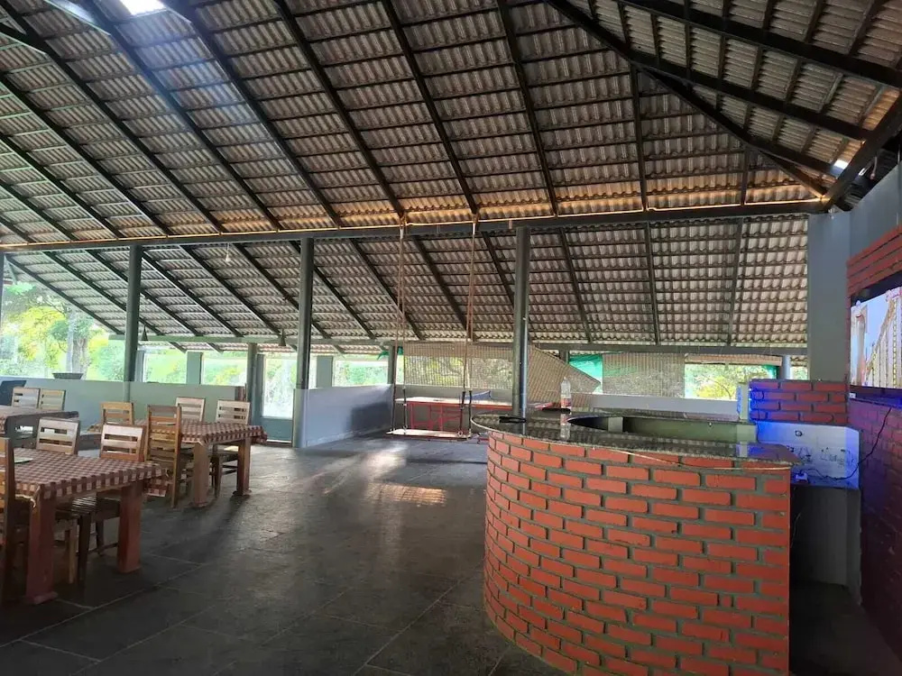 Hong Sau Resort