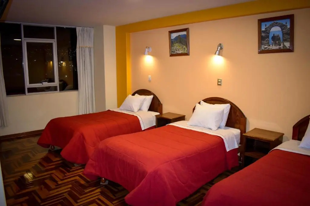 Standard Triple room