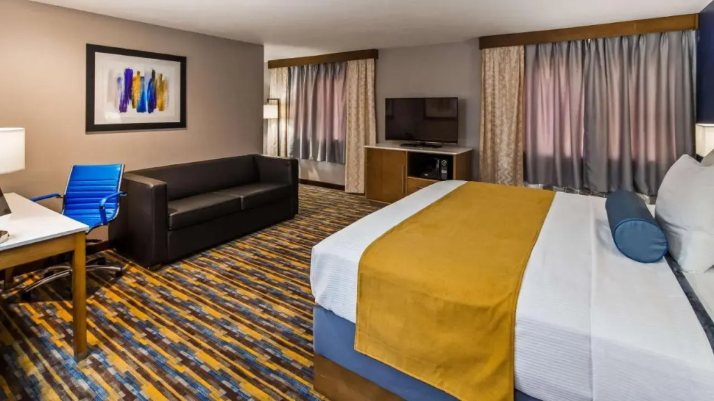 Magnuson Hotel and Suites Lansing — фото 4