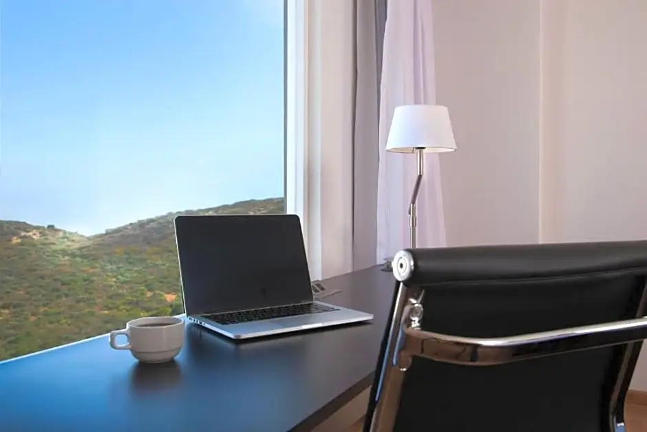 Standard Double room with view (full double bed)