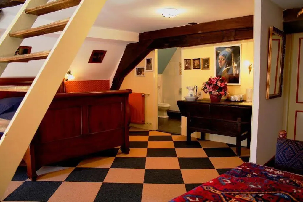 Hotel de Emauspoort - Général