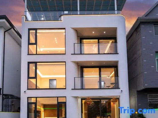 Under Shiziling · Liubai Homestay (OMG Heartbeat Paradise)