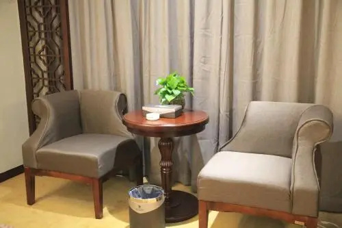 Jinchang Yueting Garden Hotel