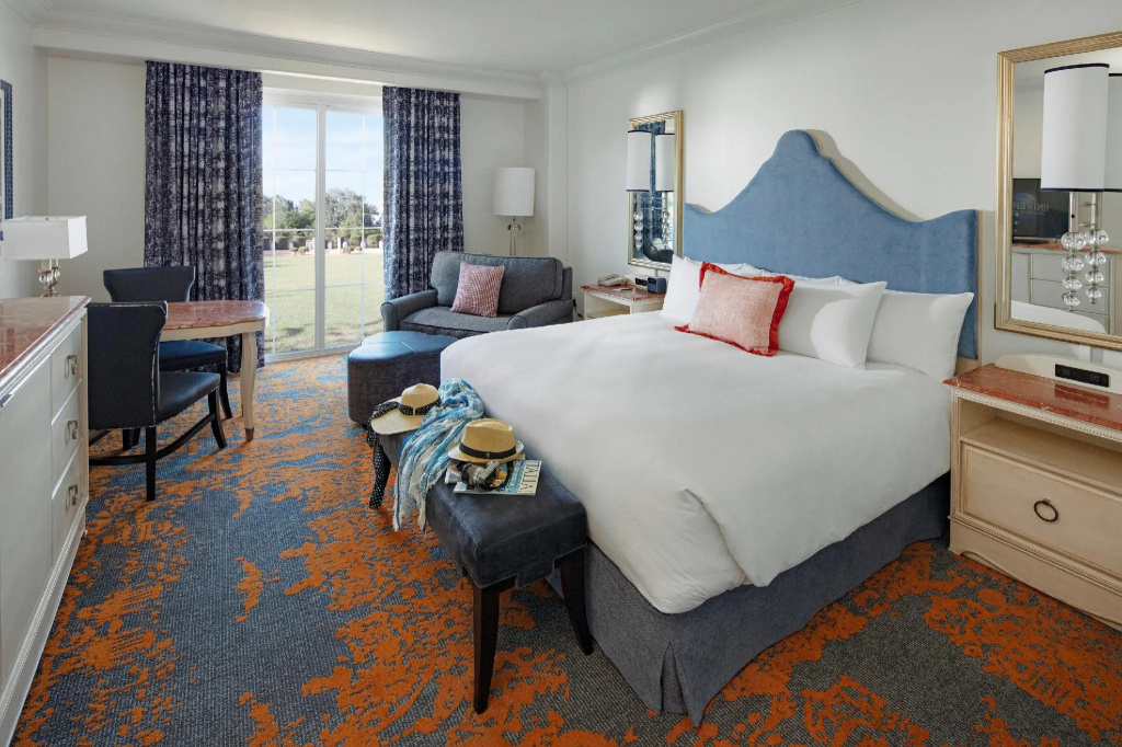 Universal’s Loews Portofino Bay Hotel - Chambres