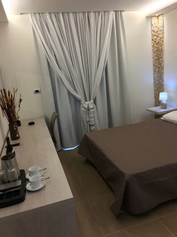 Economy Suite