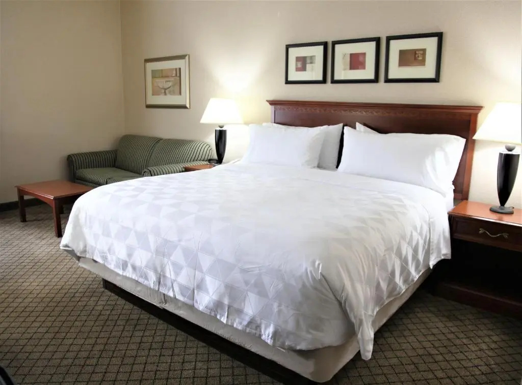 DoubleTree by Hilton Dayton Fairborn - Chambres