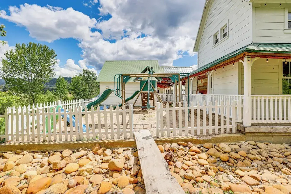 Historic 'mcbride House' in Garden Valley Mtns!