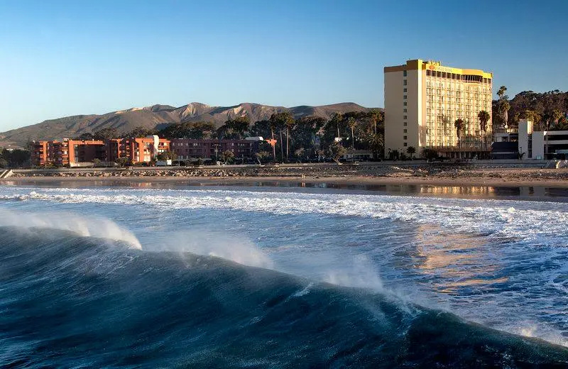 Crowne Plaza Ventura Beach by IHG - Chambres