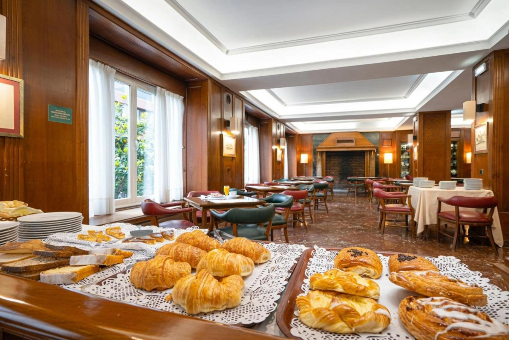 Hotel photo 38