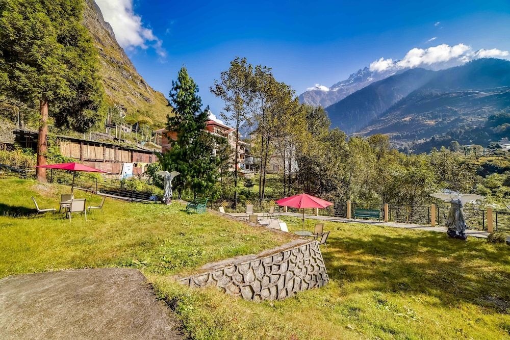 Summit Khangri Karpo Retreat and Spa