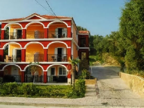 Tsiolis Studios & Apartments