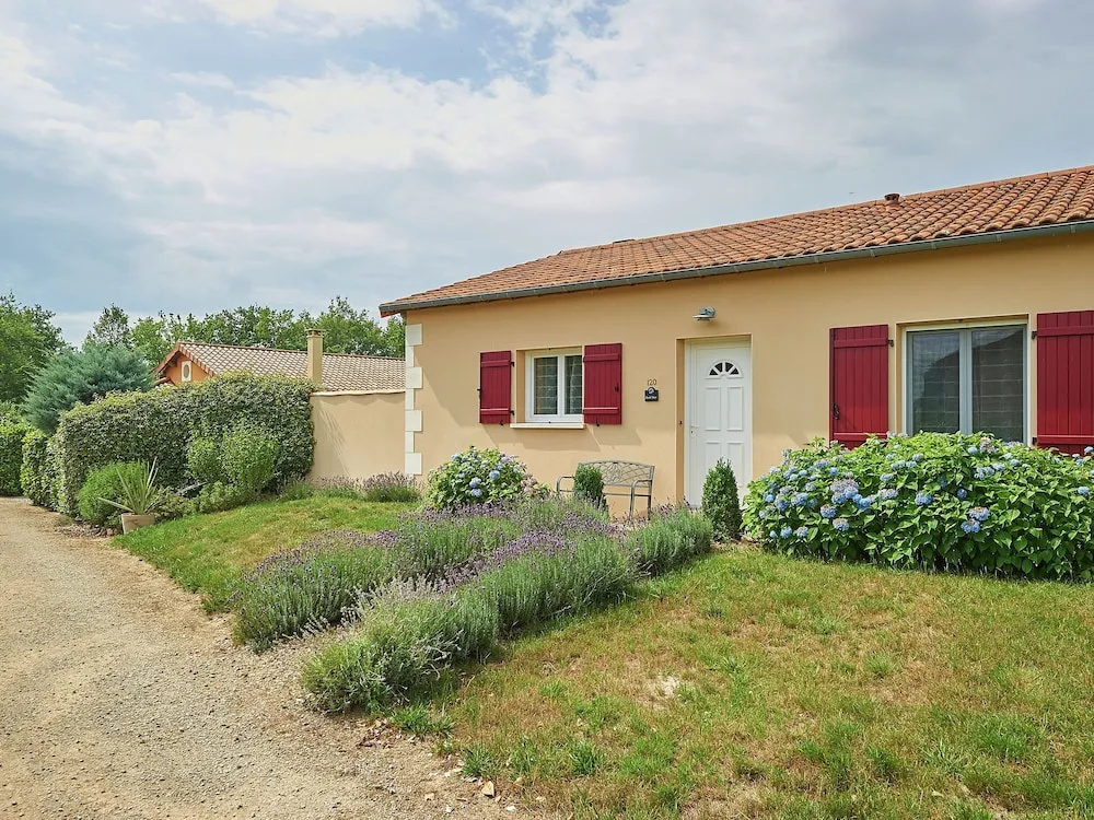Luxe Villa in Les Forges With BBQ Garden