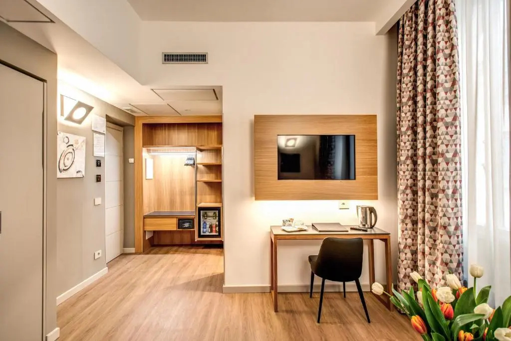 Hotel photo 11