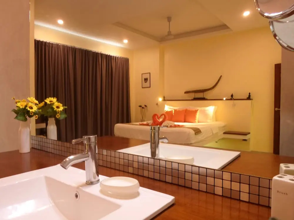 2 Bedrooms Villa with balcony