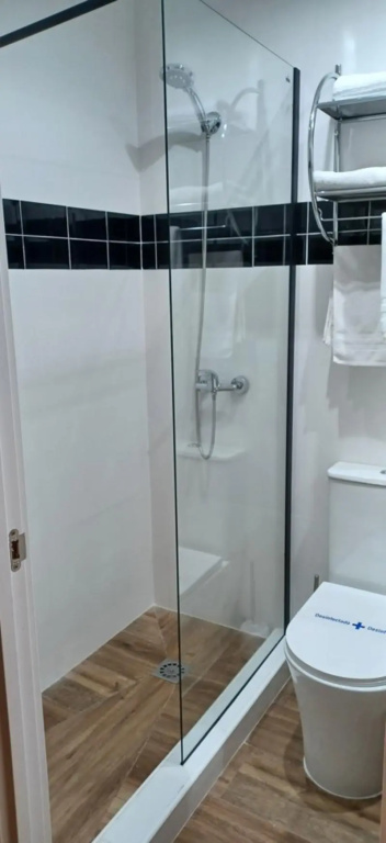 Double room (full double bed)