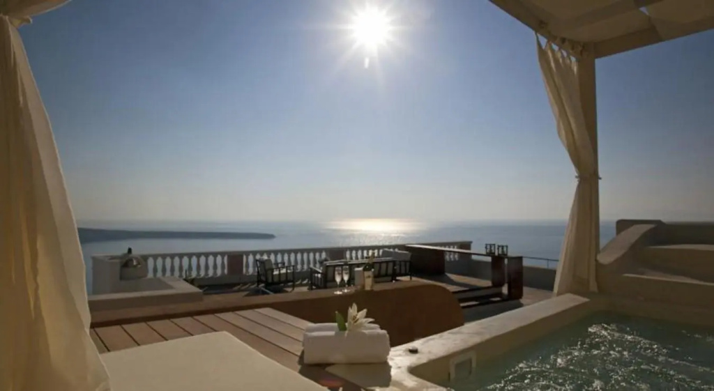 4 Bedrooms Villa