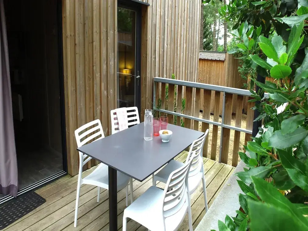 Apartment by the Sea, Lege-cap-ferret