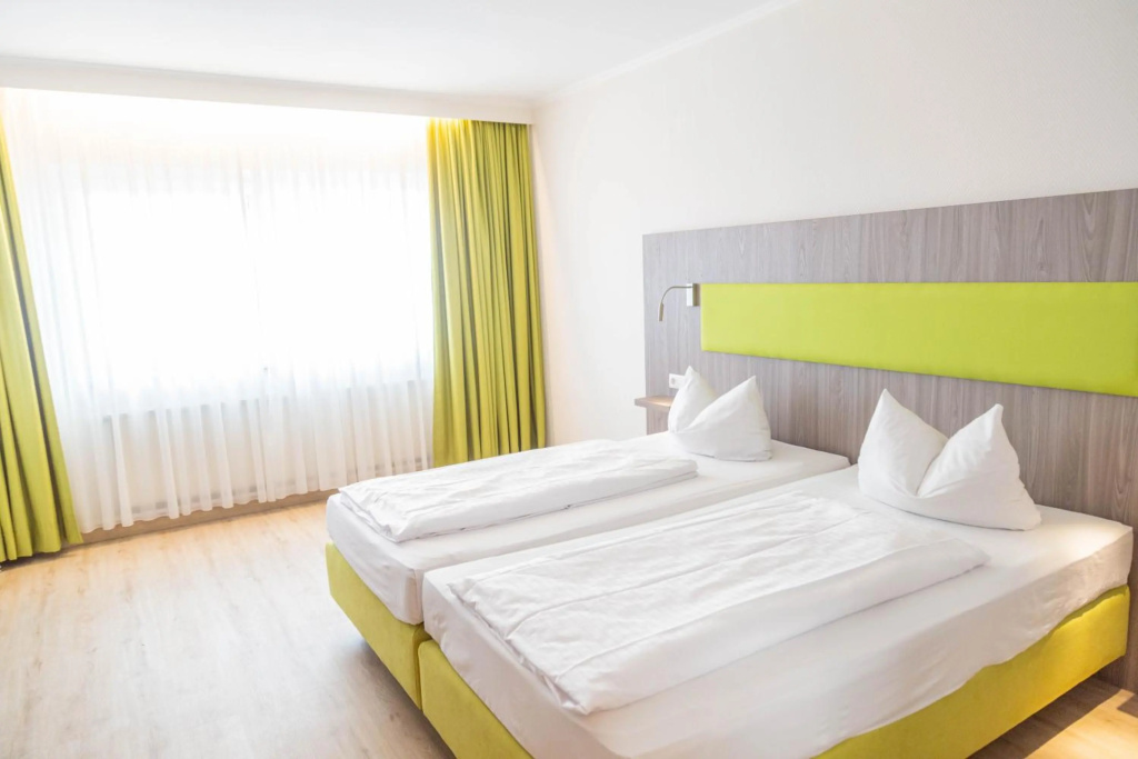 Das Ebertor Hotel & Hostel — 3