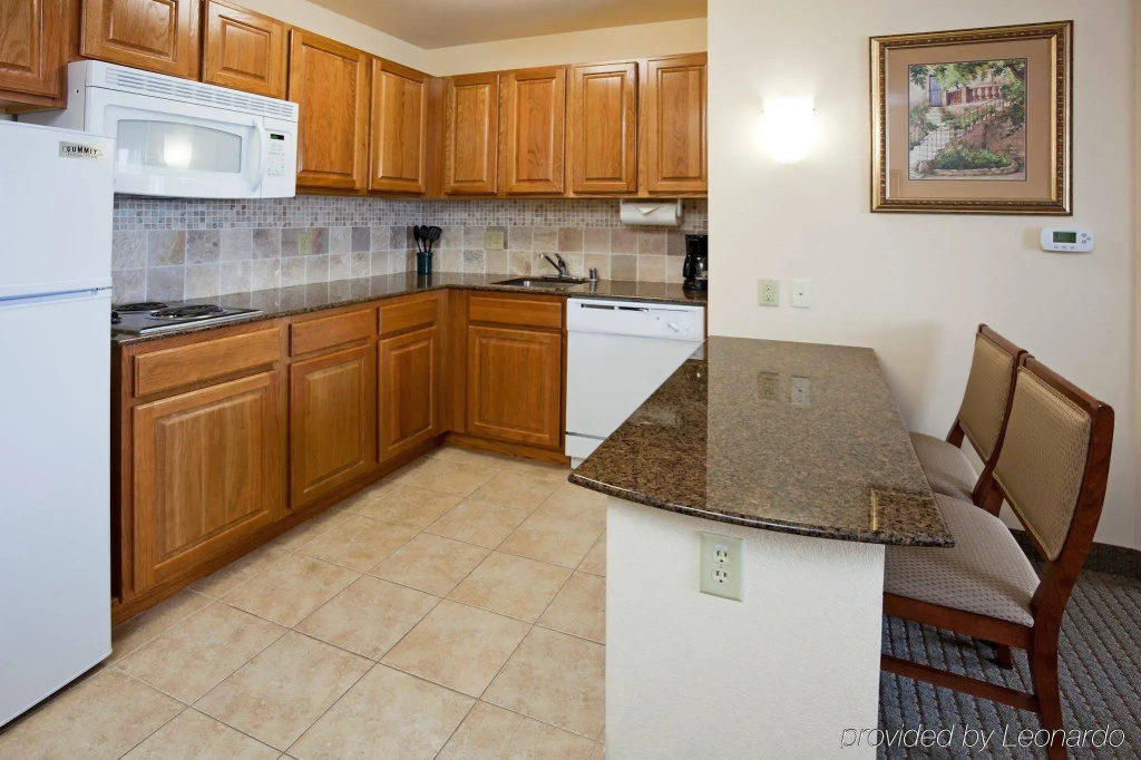 Staybridge Suites Milwaukee Airport South by IHG - Général