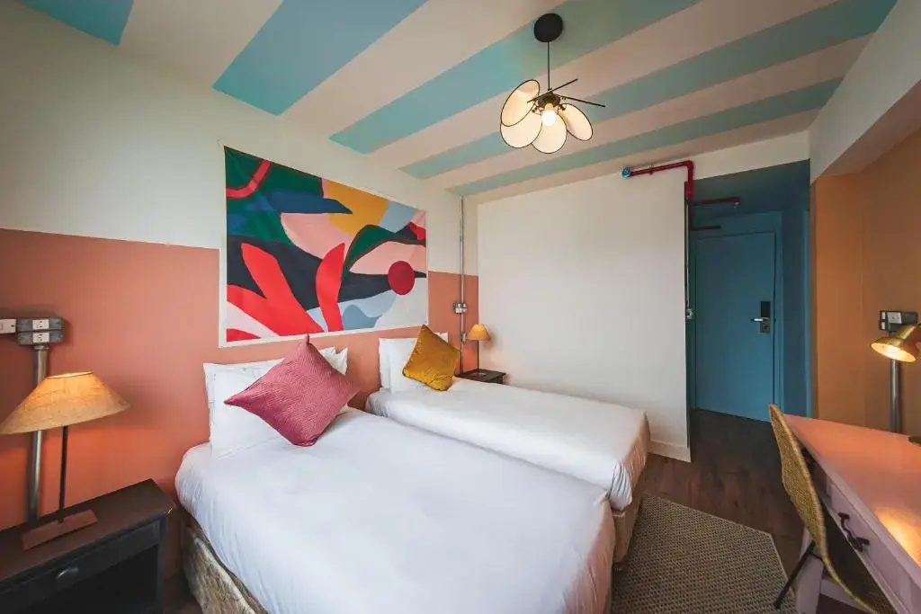 Standard Double room with ocean view (twin beds)