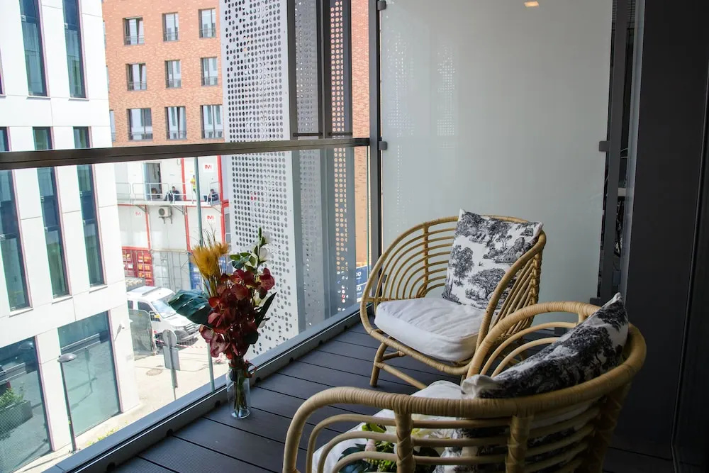 Deluxe Apartment
