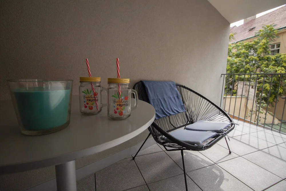 Krakovska Apartmeet