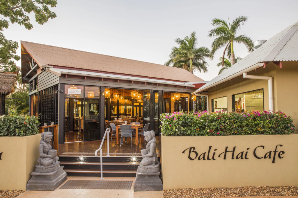 Bali Hai Resort & Spa - 2