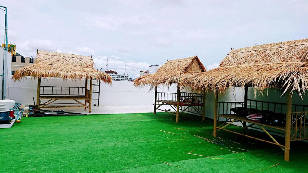 Beach & Waterfront