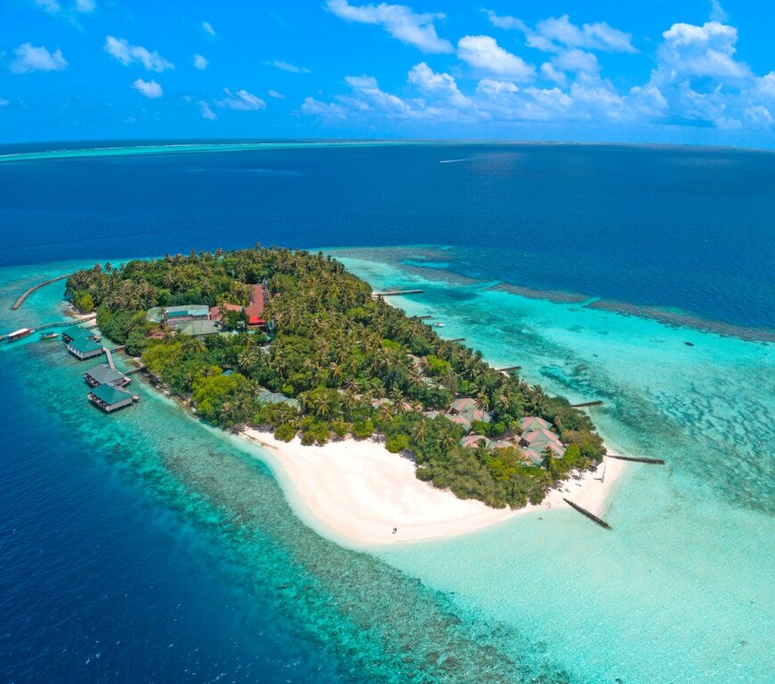 Embudu Village Resort
