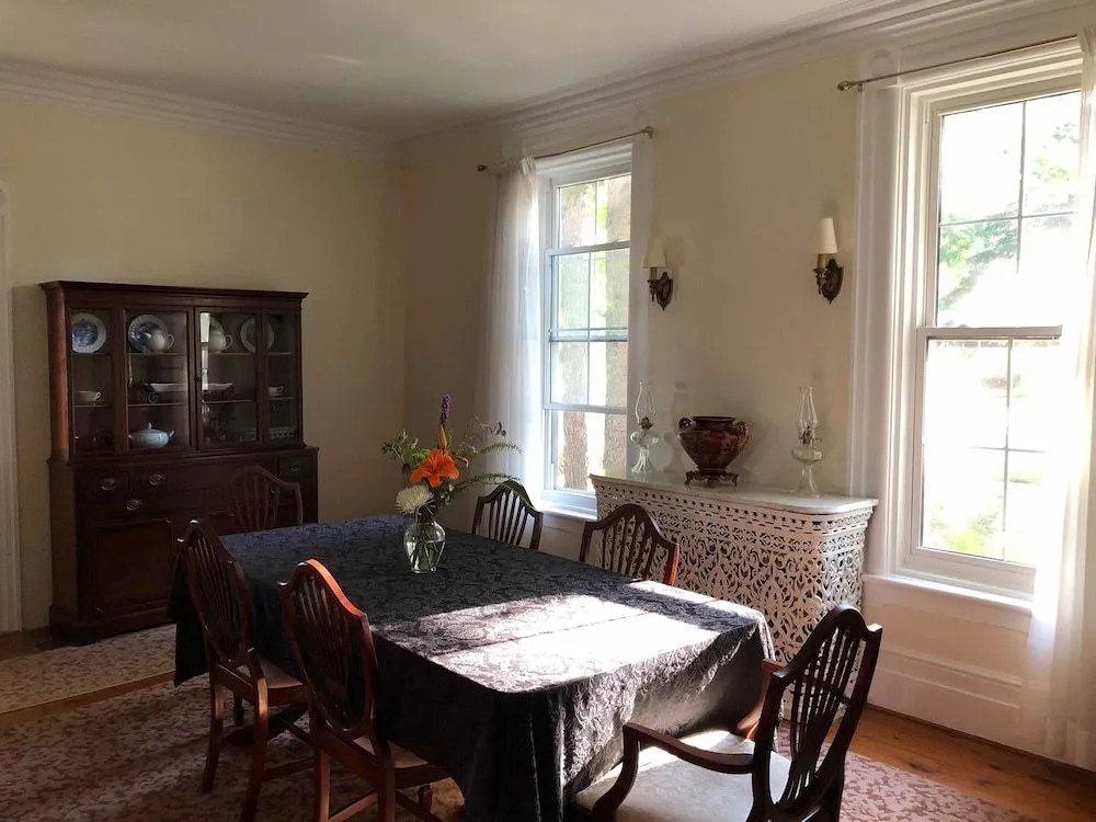 Waterside Inn - фото 20